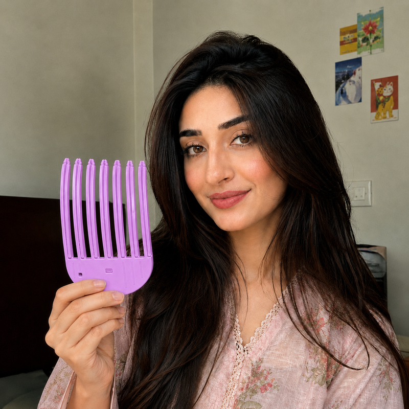 Ayesha R. __ Lahore